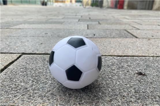Ebinger Landgraben wird zum Fußballfeld – „Kicker-Wochen“ starten pünktlich zum EM-Auftakt