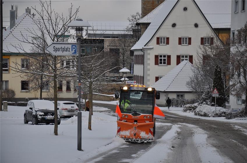 Wintereinbruch: In Geislingen muss auch der Bauamtschef ran