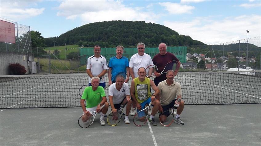 Peter Bitzer gewinnt das Tennisturnier