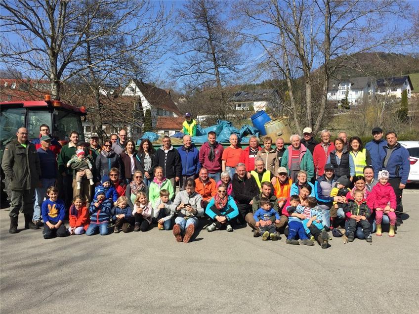 Hausener Freiwillige sammeln 1000 Kilogramm Abfall