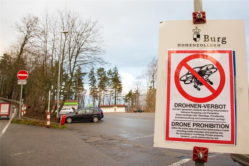 Drohne stürzt in den Innenhof der Burg Hohenzollern
