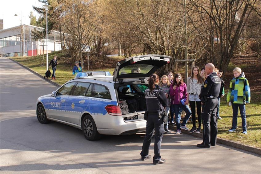 Schüler mit Soft-Air-Waffe löst Polizeigroßeinsatz an Ebinger Gymnasium aus