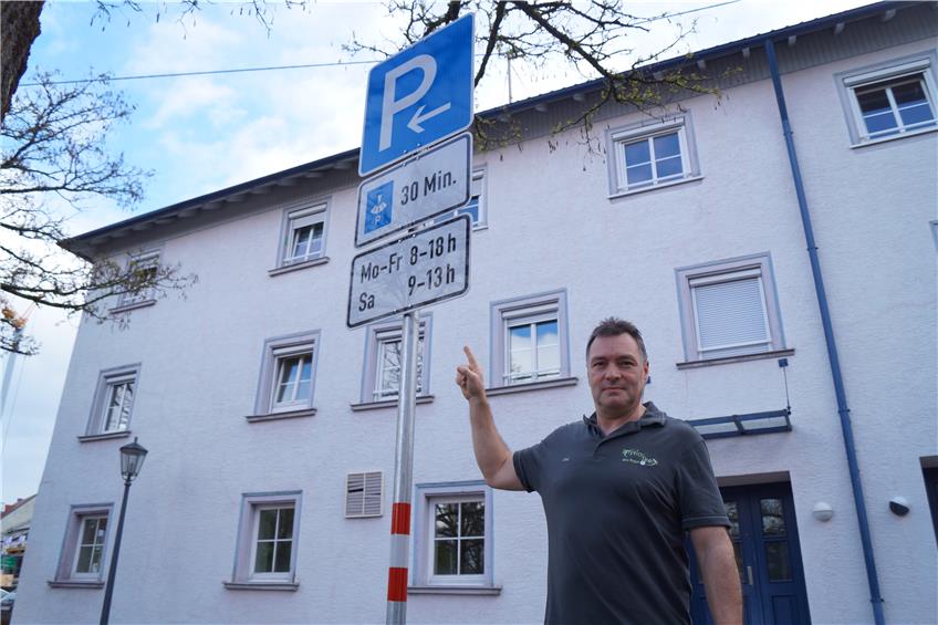 Parkdauer vor der Schömberger Zehntscheuer: Eine Verlängerung auf 90 Minuten ist wahrscheinlich