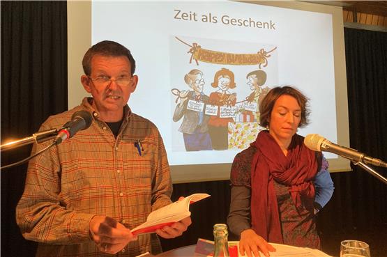 Literaturtage Albstadt: Die vielen Aspekte der Zeit in einem handlichen Band