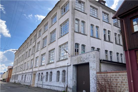 Gemeinderat stimmt für Abbruch der ehemaligen Fabrik Wohnhas in Onstmettingen