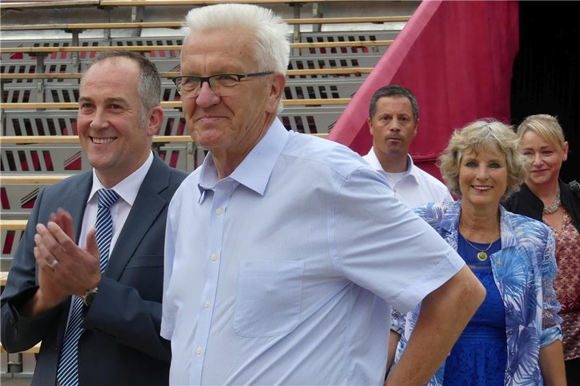 Mit Frau und Tochter in Stetten a.k.M.: Ministerpräsident ist begeistert vom Sommertheater