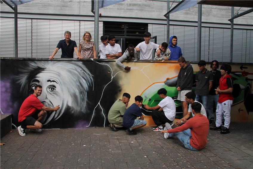 Schüler der Balinger Philipp-Matthäus-Hahn-Schule unterstützen junge Afghanen bei Integration