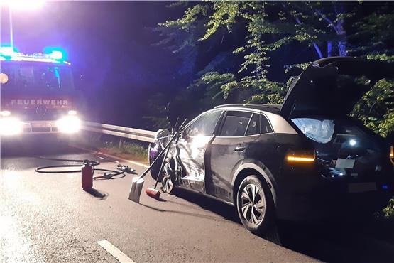 Über 2 Promille: Autofahrer verursacht Unfall mit Verletztem auf L433 bei Meßstetten