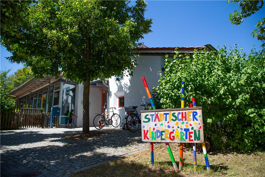 Eltern müssen tiefer in die Tasche greifen: Schömberg erhöht Beiträge für seine Kindergärten