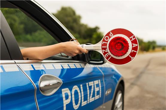 27 Stunden ohne Pause am Steuer: Polizei zieht bei Hechingen Reisebus-Fahrer aus dem Verkehr