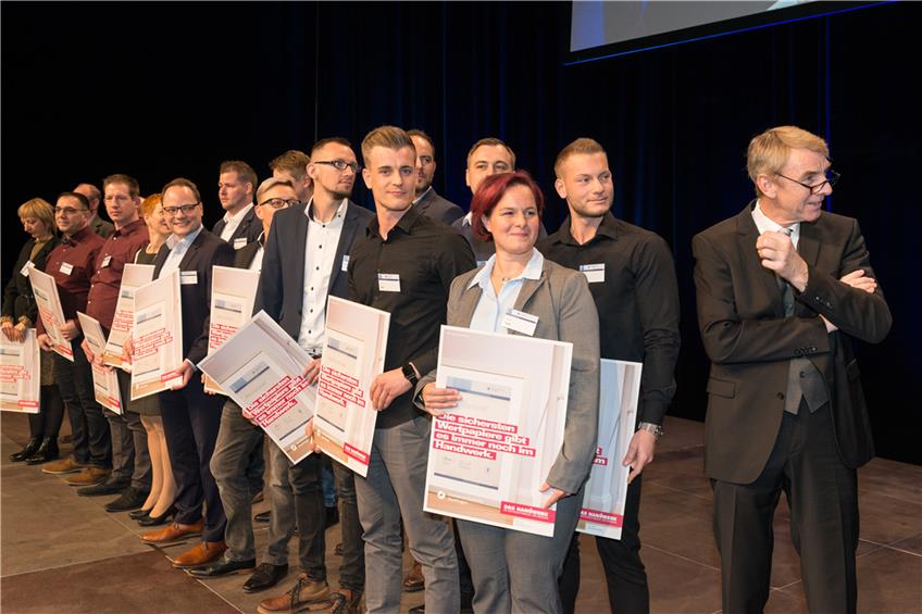 305 Jungmeister geehrt: Reutlinger Handwerkskammer übergibt Absolventen den Meisterbrief