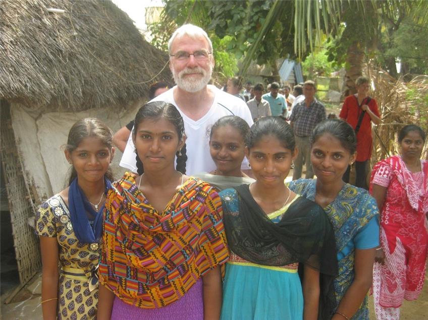 Michael Holl macht sich ein Bild in Indien