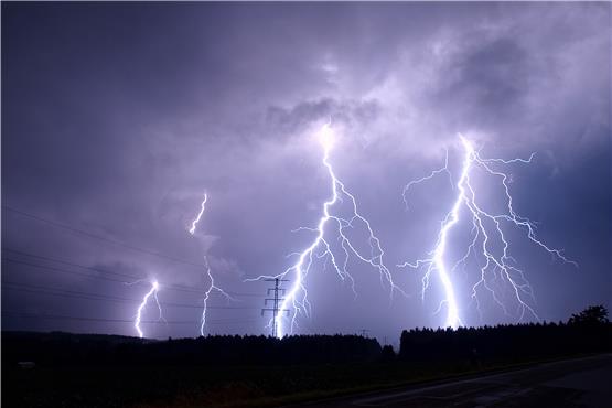 Deutscher Wetterdienst warnt vor schweren Gewittern mit Starkregen im Zollernalbkreis
