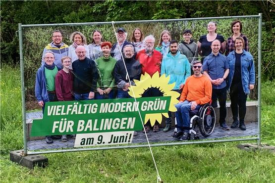„Ihr Kaputtmacher seid nicht die Mehrheit“: Unbekannte zerstören und stehlen Wahlplakat in Ostdorf
