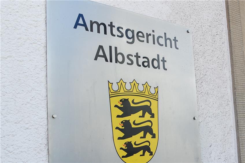Fahrlässige Tötung: Amtsgericht Albstadt verurteilt ehemalige Heimleiterin