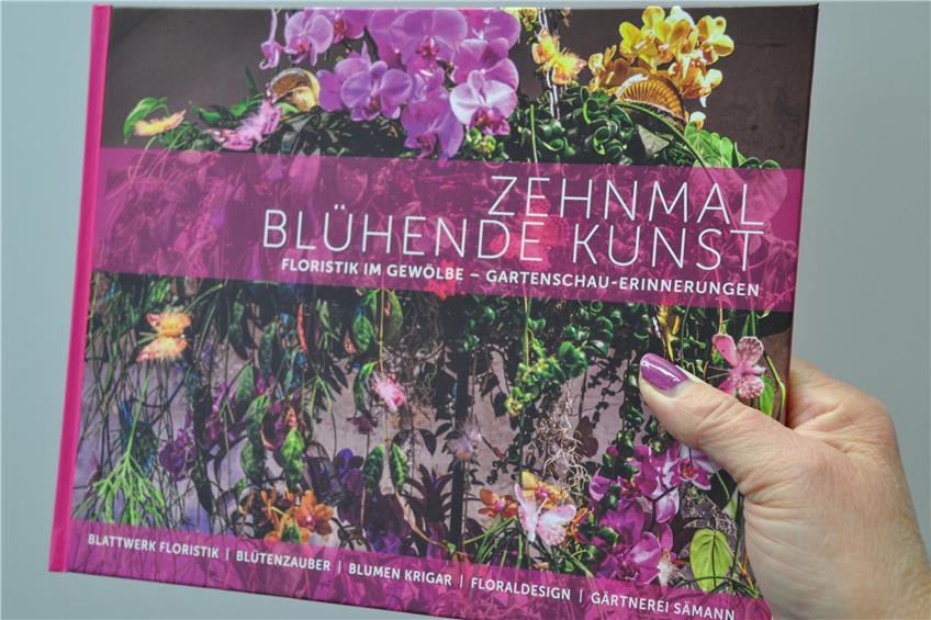 Floristenausstellung im Balinger Kuhstall blüht erneut auf – Gartenschau-Revival als Buch