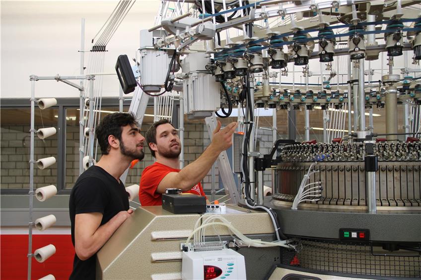 Das Garn im Blick: Im September startet die neue Fachschule für Textiltechnik in Balingen