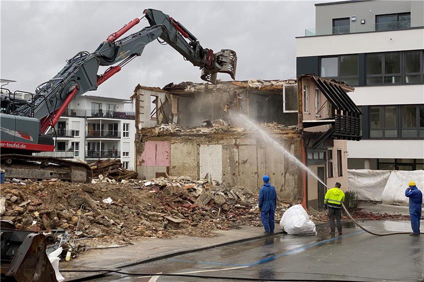 Die Trutzburg ist Geschichte: Gebäude der Balinger Mörikestraße 5 weicht dem Neubau