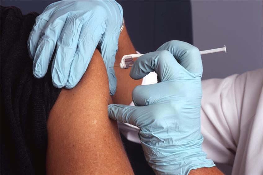 In Zeiten von Corona: Gesundheitsamt empfiehlt rechtzeitige Grippeimpfung vor der kalten Jahreszeit