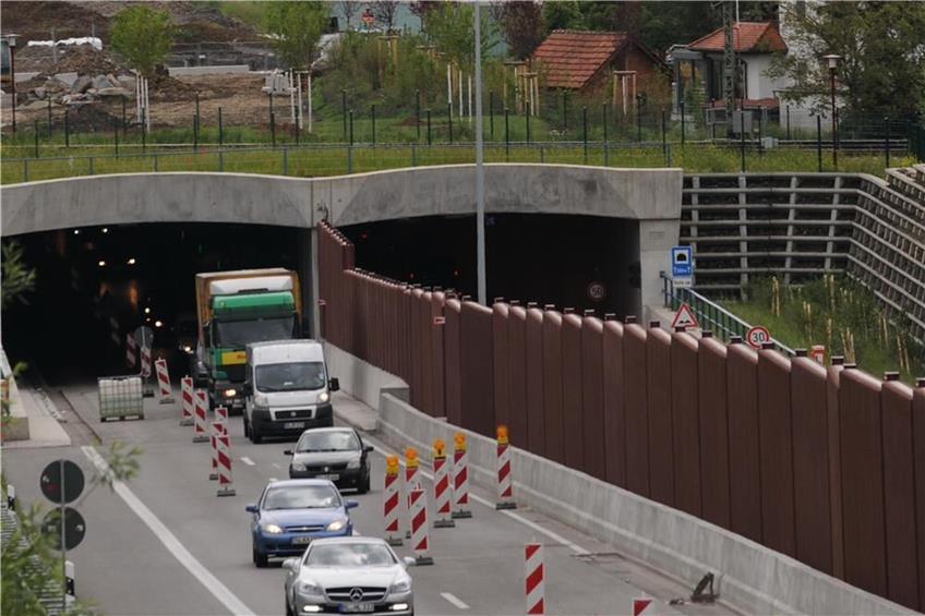 B27-Tunnel in Dußlingen mehrere Nächte lang voll gesperrt