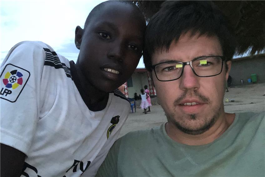 „Amos Geschichte öffnete mir die Augen“: Der Leidringer Reinhold Helm hilft Flüchtlingskindern