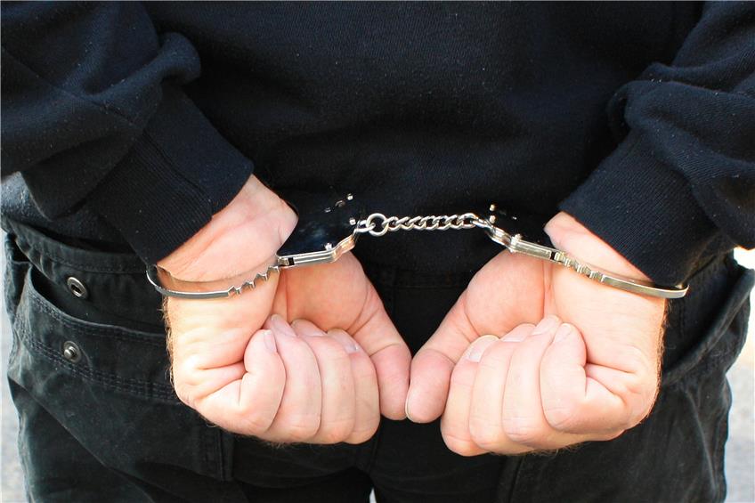 35-Jähriger in U-Haft: Drogen im Darknet gekauft und an Jugendliche im Zollernalbkreis verkauft