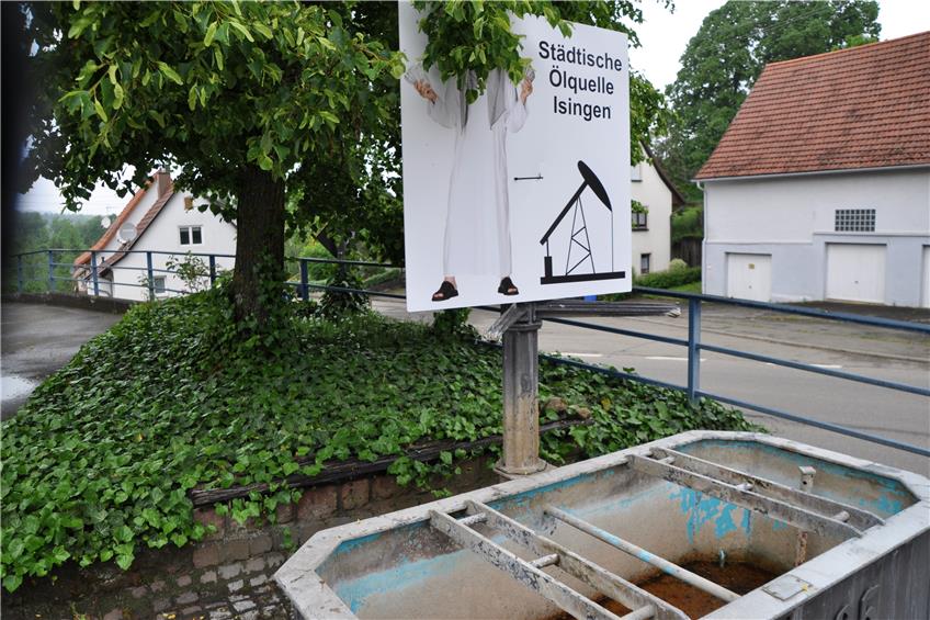 Nach Ölunfall im Isinger Sulzbach dürfen die stillgelegten Brunnen nun wieder plätschern