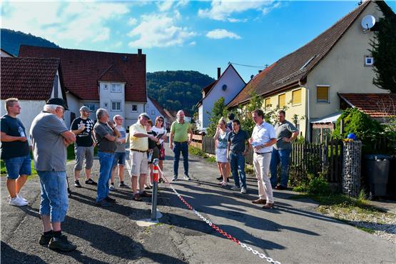 Ortsbegang in Oberdigisheim: Unendliche Geschichte, gebrauchtes Klavier und eine schwarze Wand