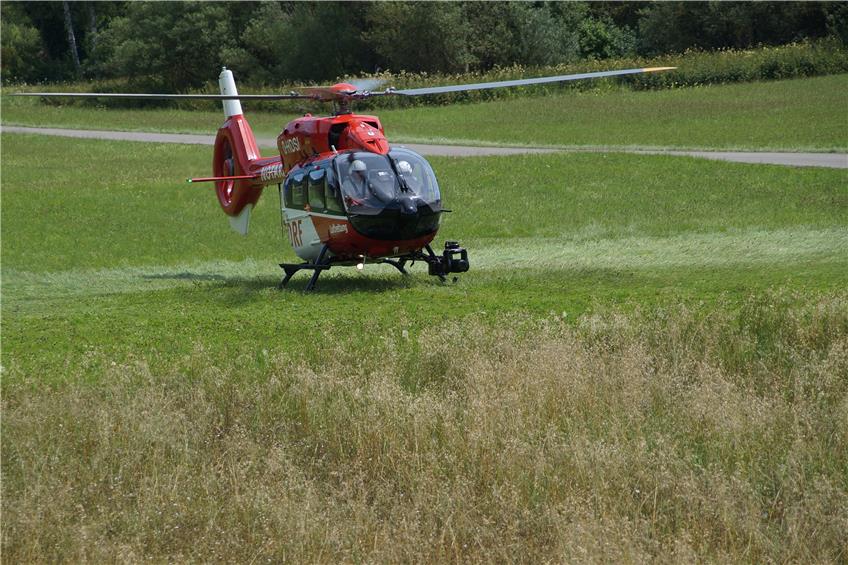 Arbeiter verletzt sich schwer in Rosenfeld: Hubschrauber im Einsatz