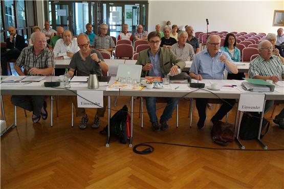 Streit um Anhörungsprotokoll: Landratsamt weist Vorwürfe von Norbert Majer zurück