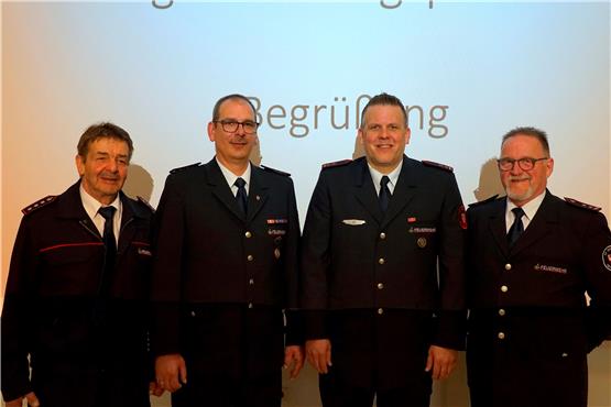 Geislingens Wehr hat neuen Ehrenkommandanten: Urgestein Gerhard Walter seit 50 Jahren aktiv