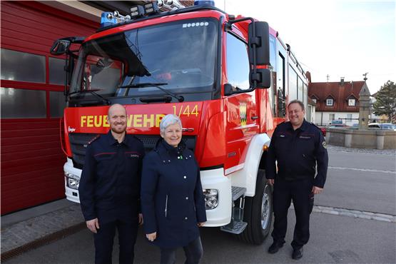 Das neue Löschfahrzeug ist da: Schwenninger Feuerwehr kann Einsätze nun mit einem LF 20 bewältigen