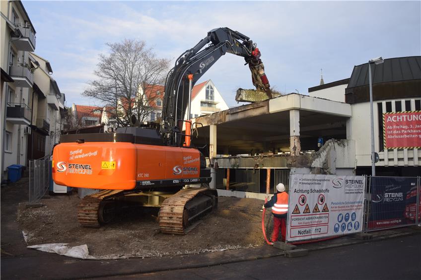 Abriss am Balinger Sparkassenparkhaus beginnt – Neubau soll im Herbst 2021 fertig sein