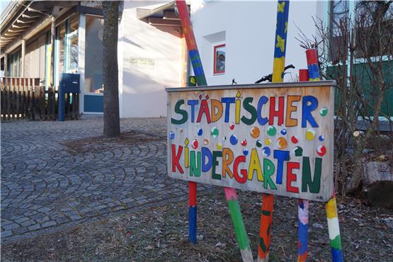 Schömbergs Räte lehnen 20-prozentige Erhöhung ab – Kindergartenbeiträge steigen trotzdem stark an