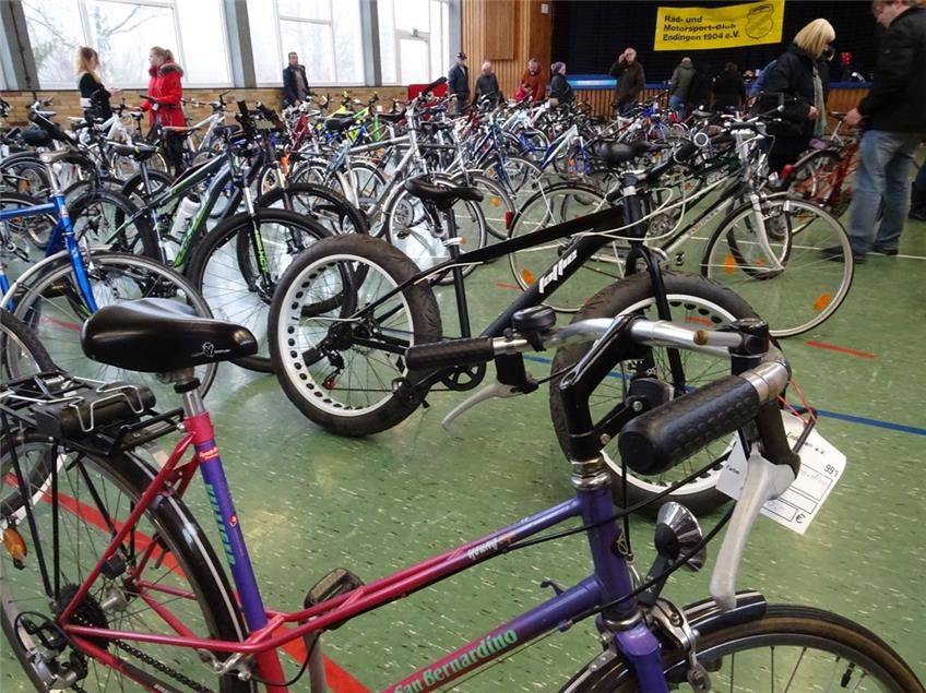 Fahrradbörse in Endingen lockt mit 300 Artikeln rund um’s Rad