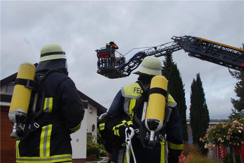Pfanne auf Herd vergessen: Feuerwehr hat Küchenbrand in Geislingen schnell unter Kontrolle