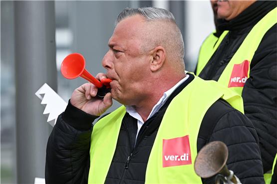 Verdi ruft zu Warnstreik am 4. Mai auf – ÖPNV in Landkreisen Zollernalb und Sigmaringen betroffen