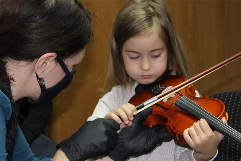 Keine Angst vor Geige & Co: Viele Kinder lassen sich schnell für ein Instrument begeistern