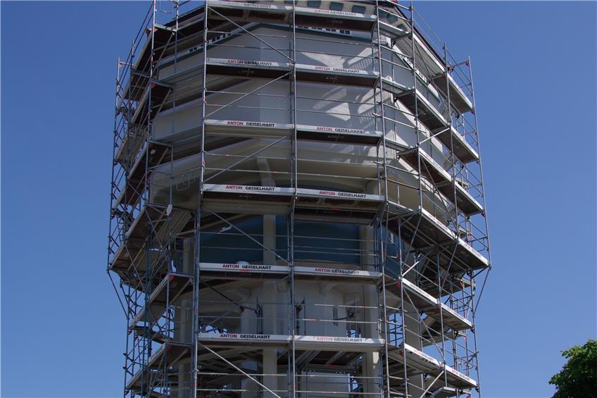 Der sanierte Benzinger Wasserturm wird zur Heimat für Mauersegler