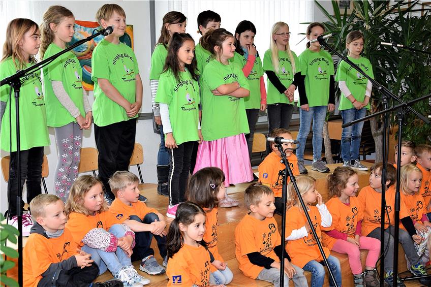 Bei Schneefall und kalten Temperaturen: Geislinger Gesangverein geht singend in den Frühling