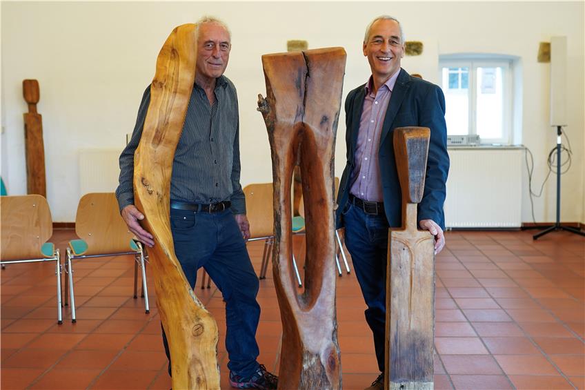 Faszination Filigranarbeit: Holzkünstler Harald Kehl präsentiert Werke im Dormettinger Rathaus