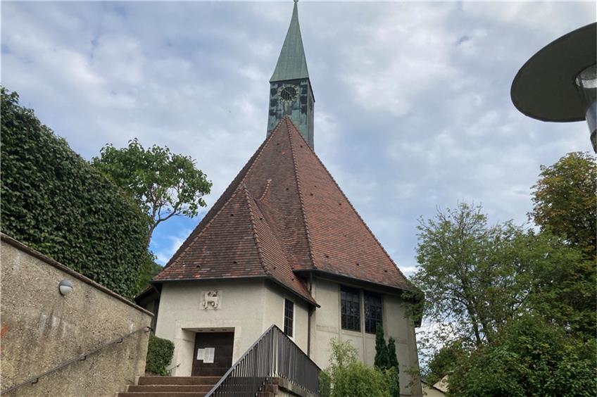 Bauliche Ökumene: Ein Katholik durfte die Fenster der Ebinger Thomaskirche setzen