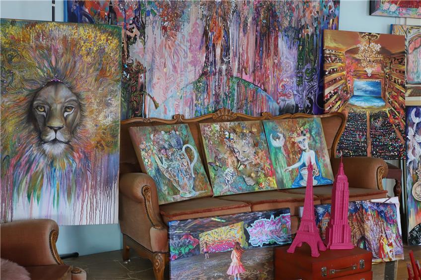 Kunstmalerin Vanessa Sprio lebt in Straßberg und bleibt auch im Lockdown optimistisch