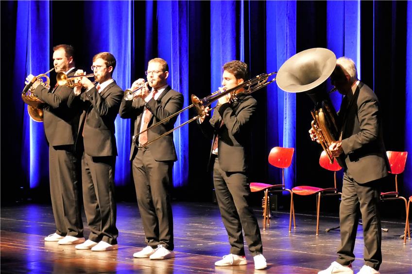 Viel mehr als nur Blech: „Canadian Brass“ verzaubern Zuhörer in der Balinger Stadthalle
