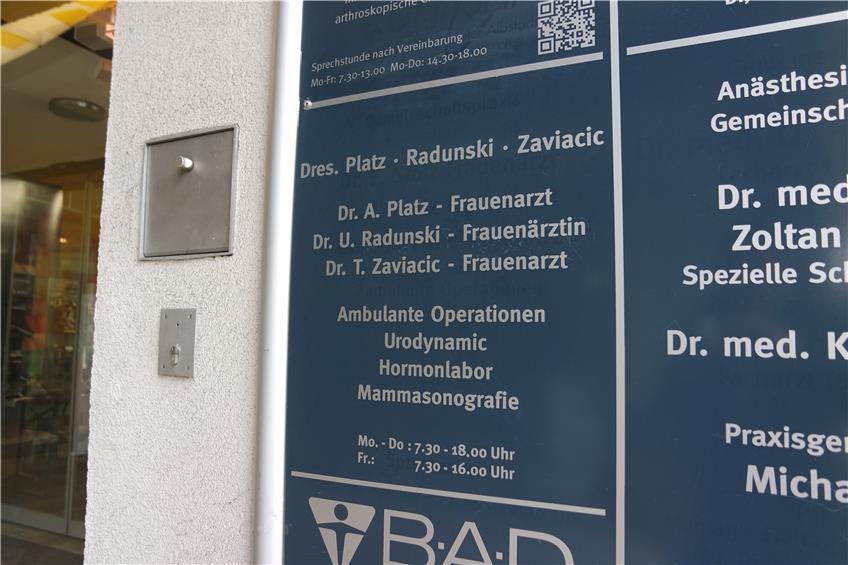Unter neuem Dach: Die gynäkologische Praxis im Ebinger Schlossbergcenter wird zum MVZ