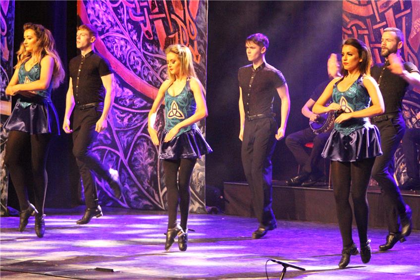 Melodisches Spektakel: Tanzgruppe Rhythm of the Dance zieht Stadthallenpublikum in ihren Bann