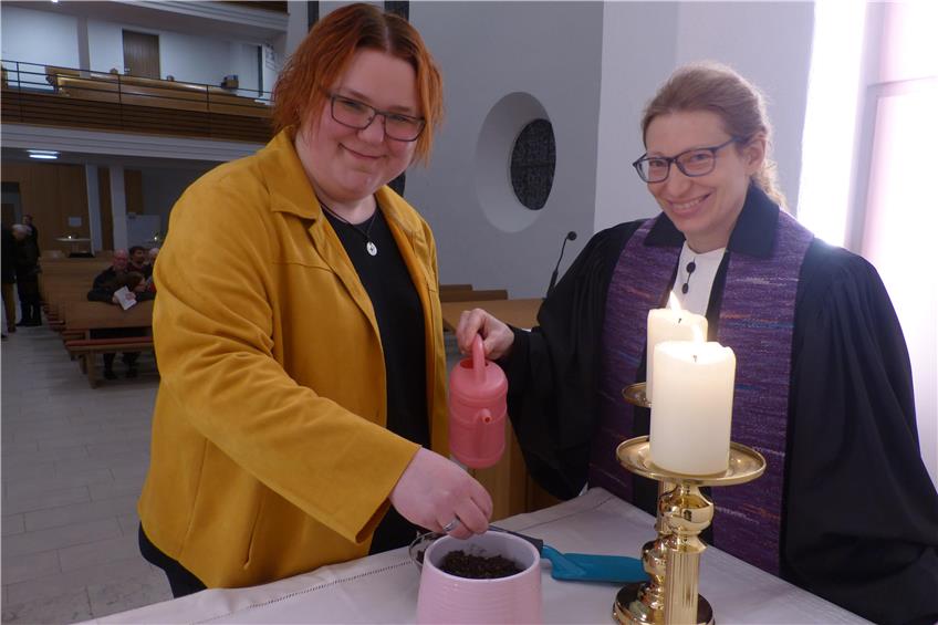 Albstadts neue Säfrau – Annika Pagano in Onstmetttingen zur Diakonin geweiht