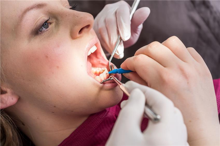 Gut versorgt: Auf einen Zahnarzt kommen im Zollernalbkreis im Schnitt 1626 Patienten