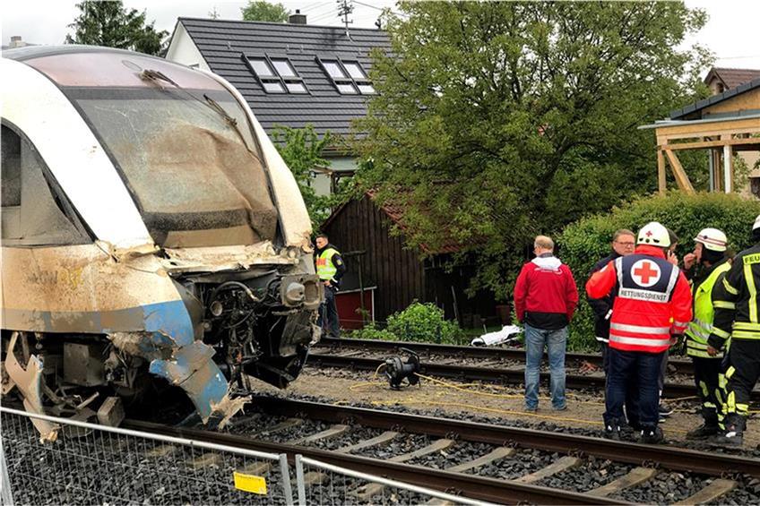 Mindestens acht Verletzte bei Zugunglück zwischen Tübingen und Rottenburg