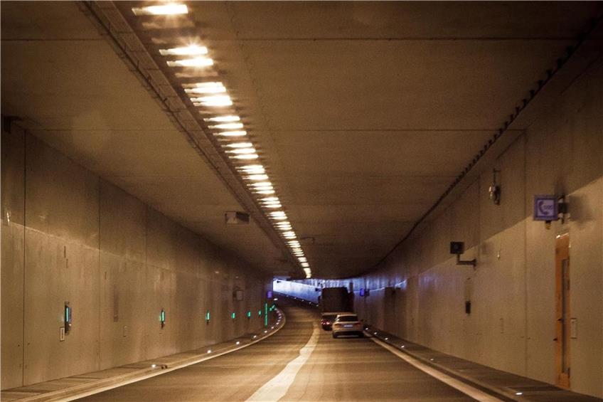 B27-Pendler aus dem Zollernalbkreis aufgepasst: Dußlinger Tunnel ist bis Jahresende gesperrt